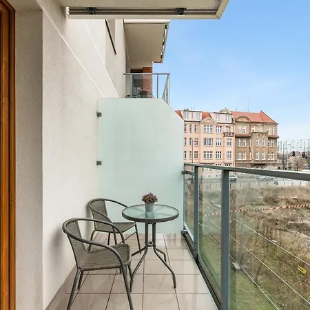 Aura 40 City Center & Free Parking By Downtown Apartments Gdansk Exterior photo
